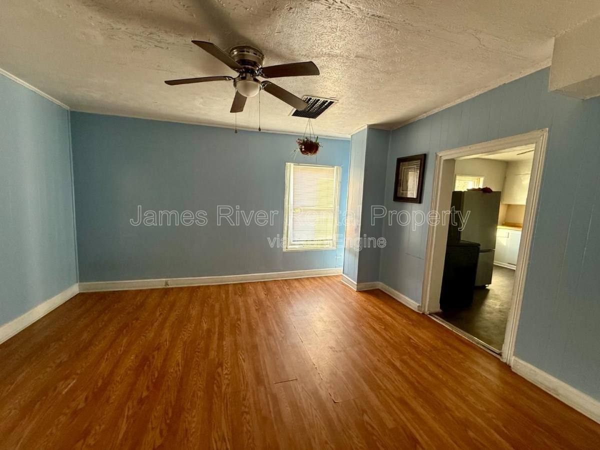 Apartment for rent at 900 Polk St #A, Lynchburg, VA 24504