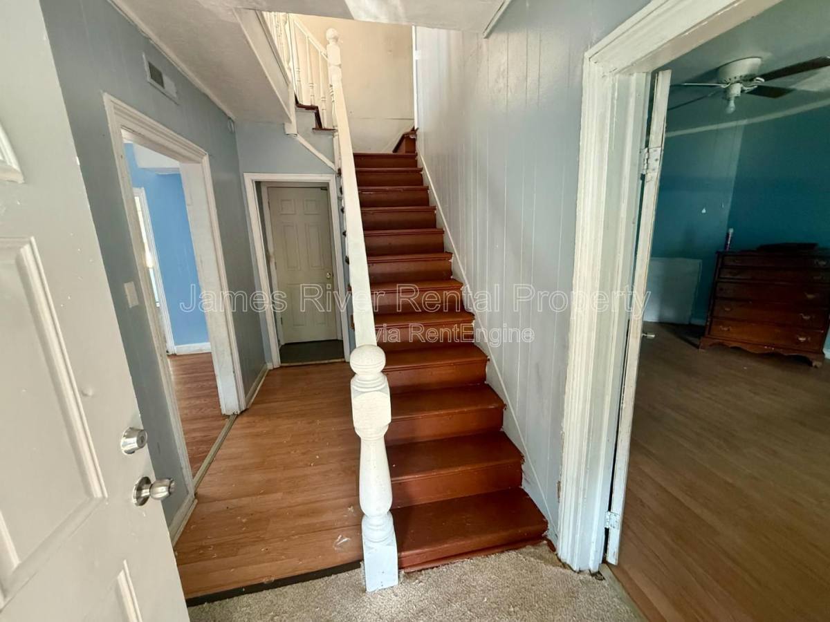 Apartment for rent at 900 Polk St #A, Lynchburg, VA 24504