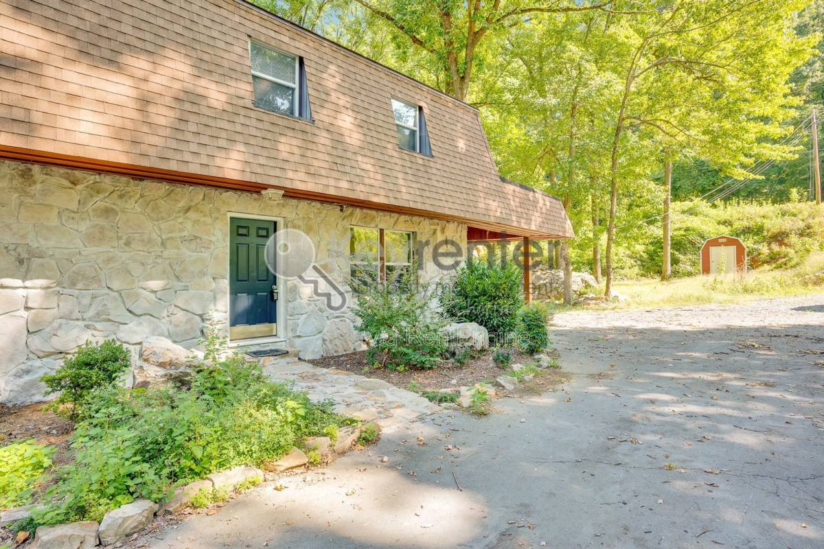 Apartment for rent at 1461 Palisades Rd, Signal Mountain, TN 37377