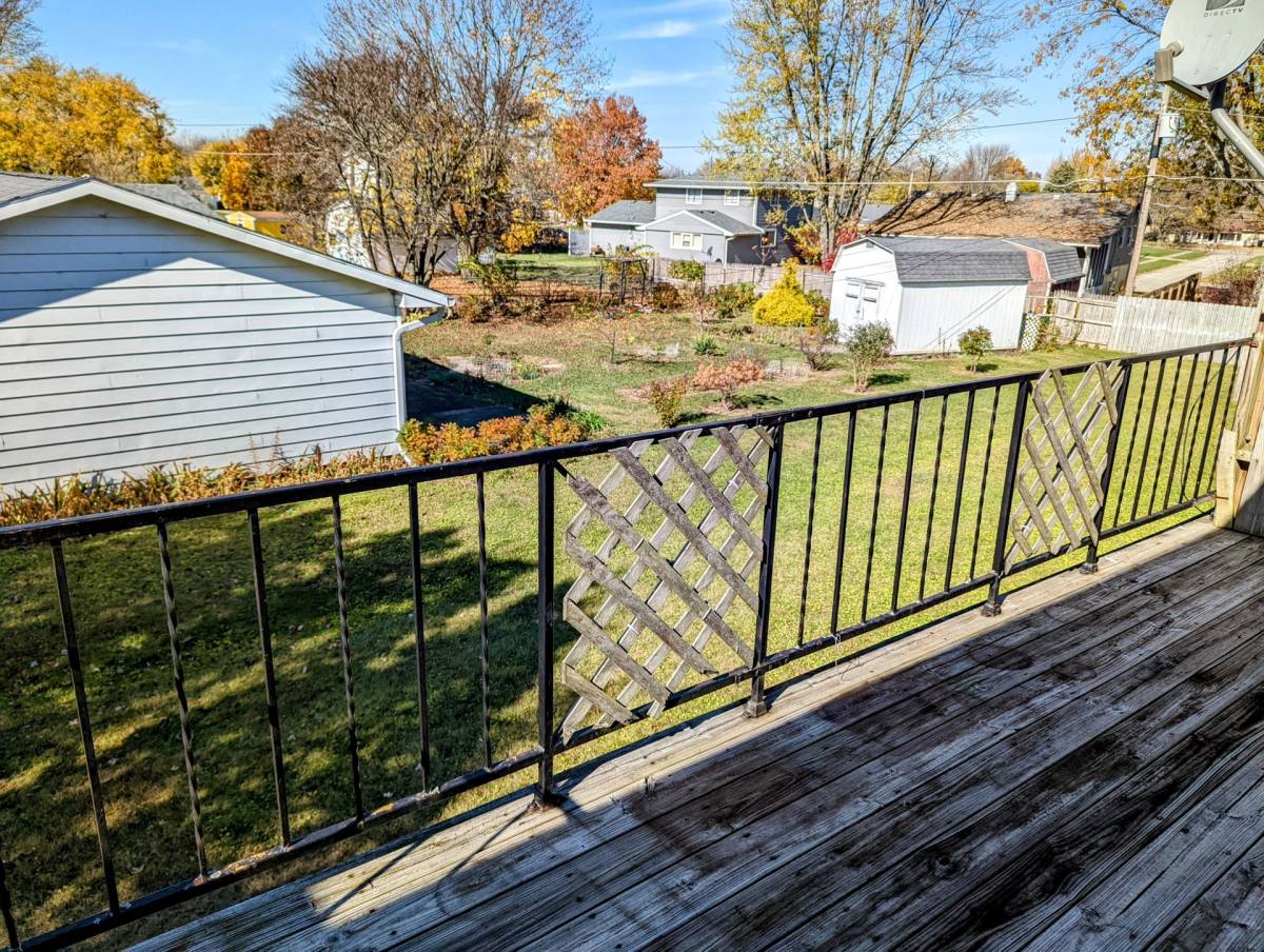 Apartment for rent at 1775 Antler Court, Elwood, IN 46036