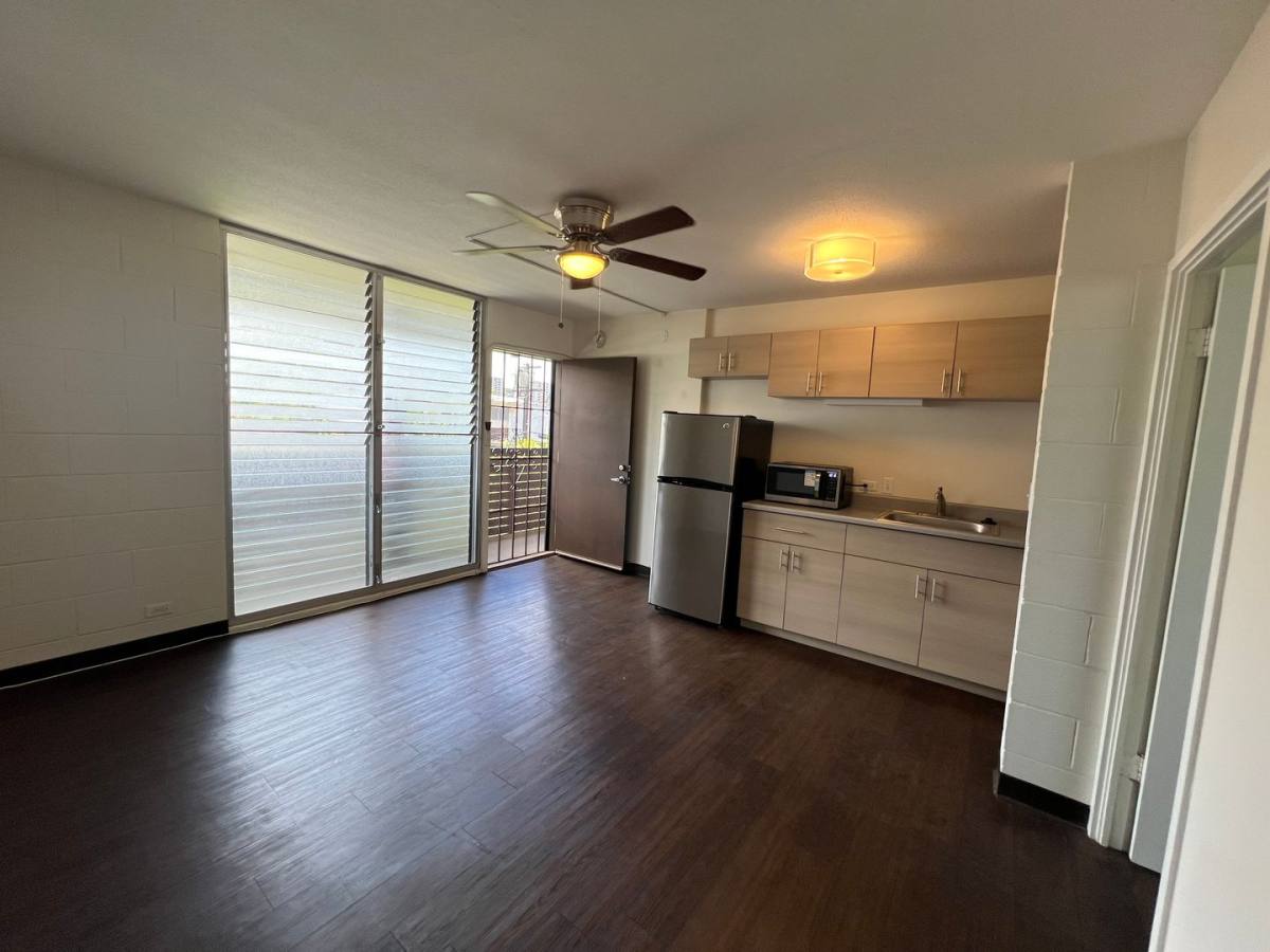 Apartment for rent at 2715 Kolo Place, Honolulu, HI 96826