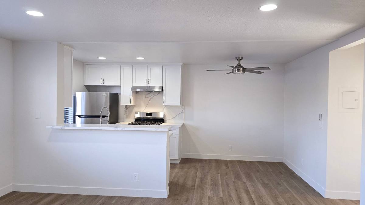 Apartment for rent at 3910 E 11th St, Long Beach, CA 90804
