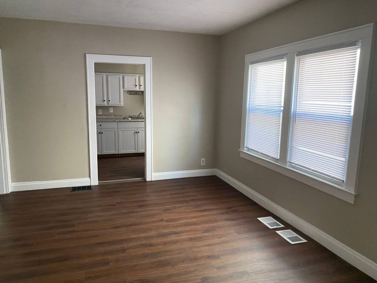 Apartment for rent at 608-610 Racine Ave, Columbus, OH 43204