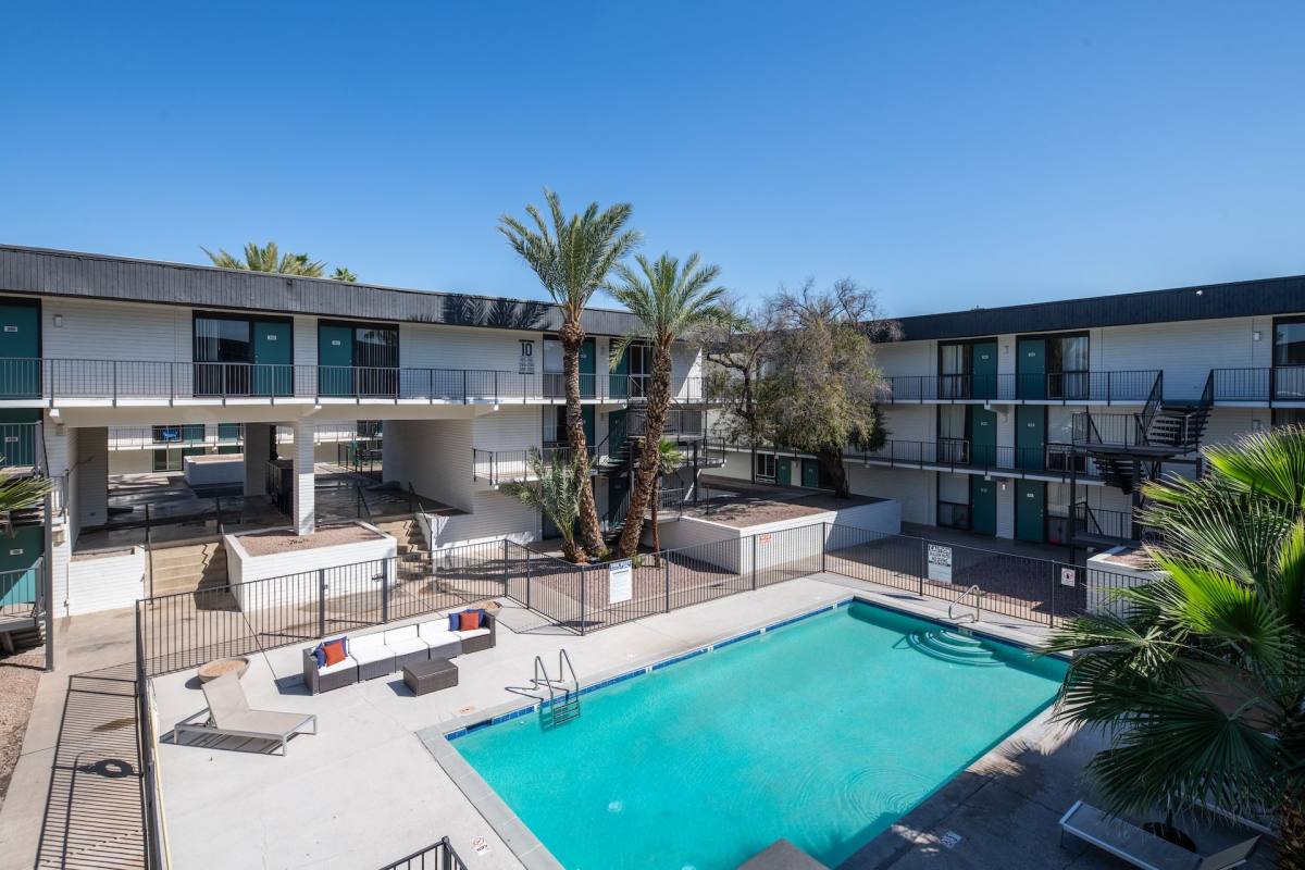 Apartment for rent at 2028 W Indian School Rd, Phoenix, AZ 85015