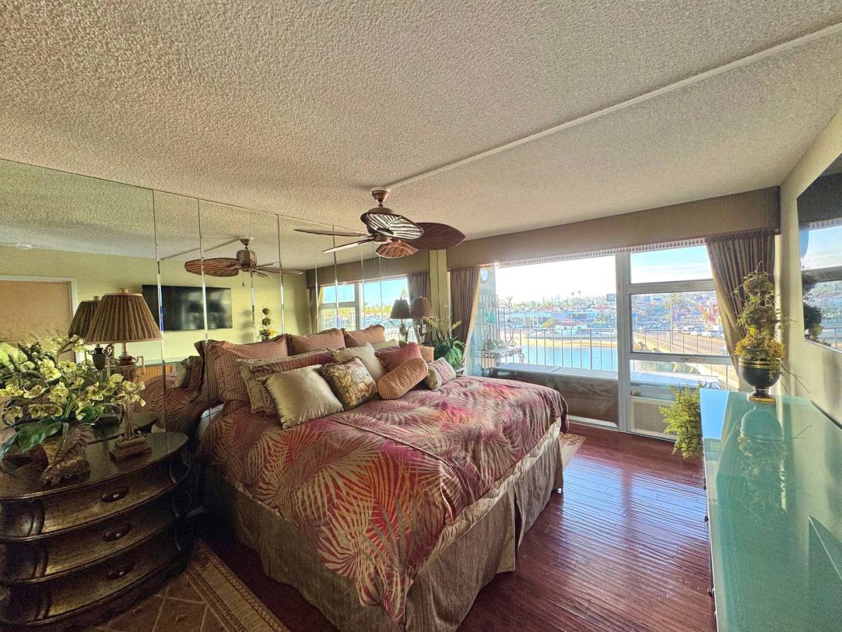 Apartment for rent at 5400 The Toledo, Long Beach, CA 90803