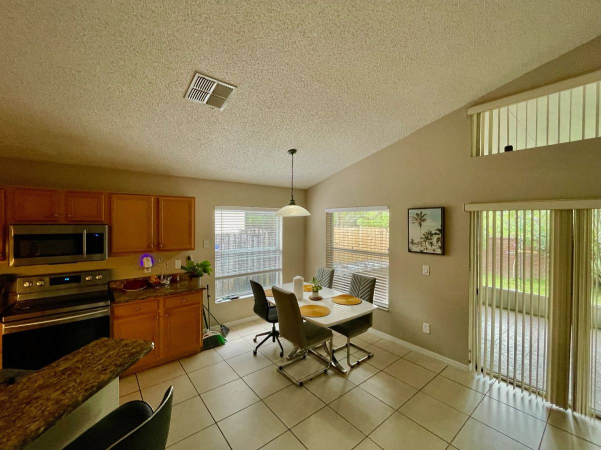 House for rent at 3729 Shawn Circle, Orlando, FL 32826