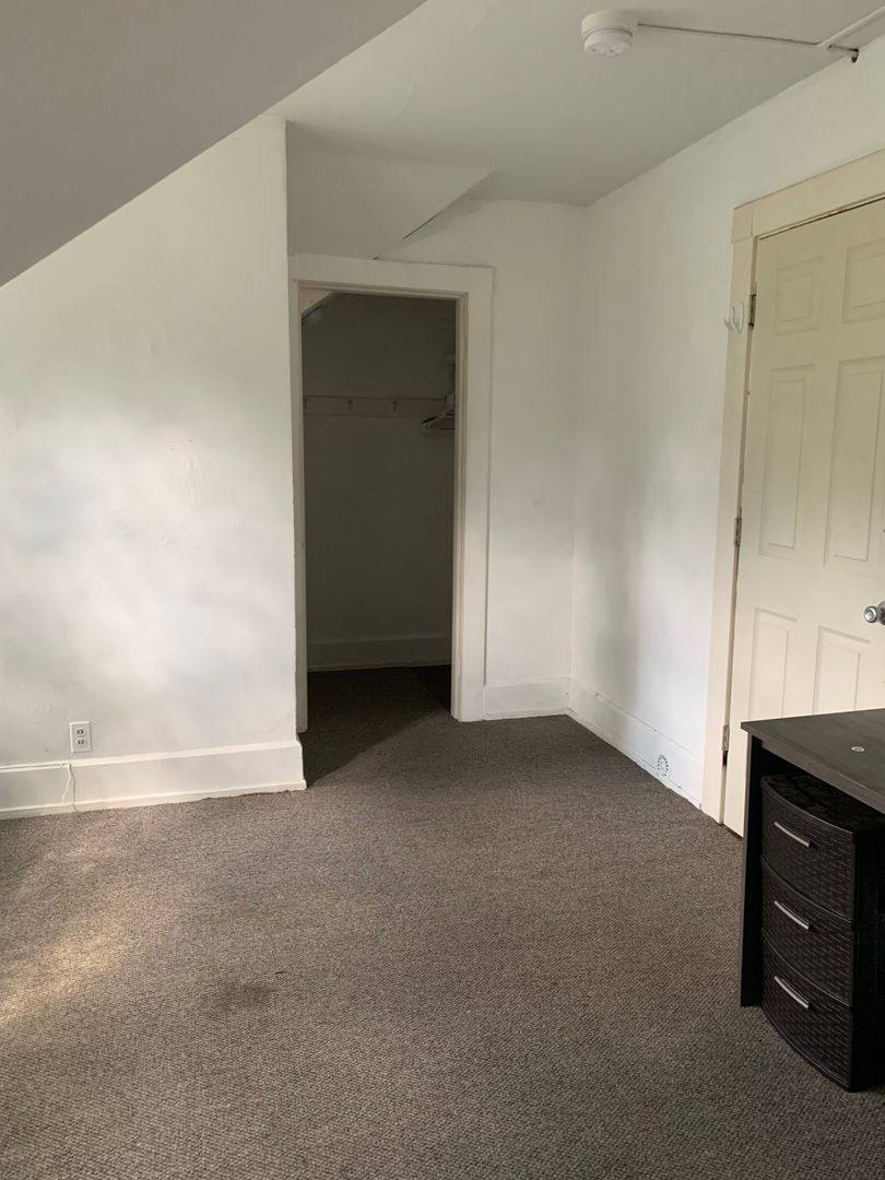 Apartment for rent at 1111 4th St SE, Minneapolis, MN 55414