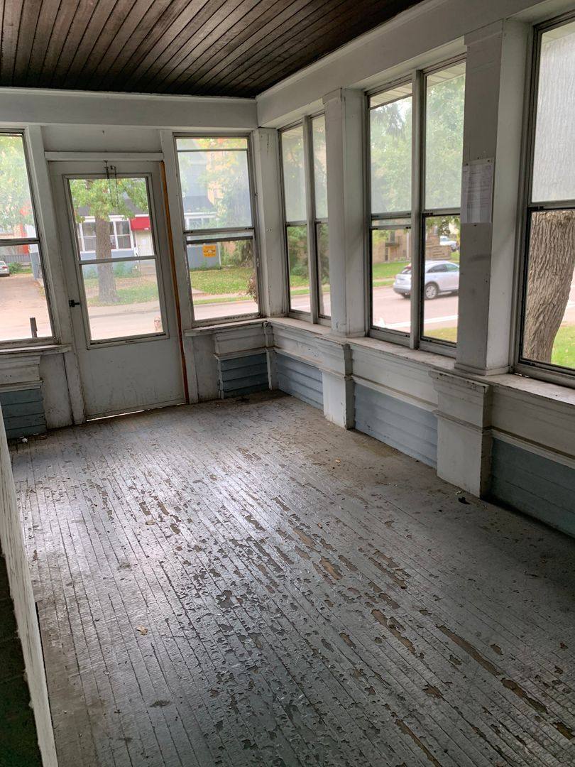 Apartment for rent at 1111 4th St SE, Minneapolis, MN 55414