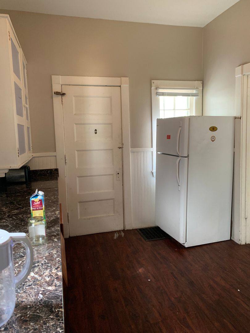 Apartment for rent at 1111 4th St SE, Minneapolis, MN 55414