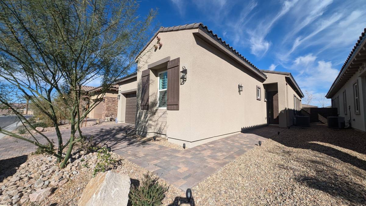House for rent at 116 Ibiza Lake Dr, Henderson, NV 89011