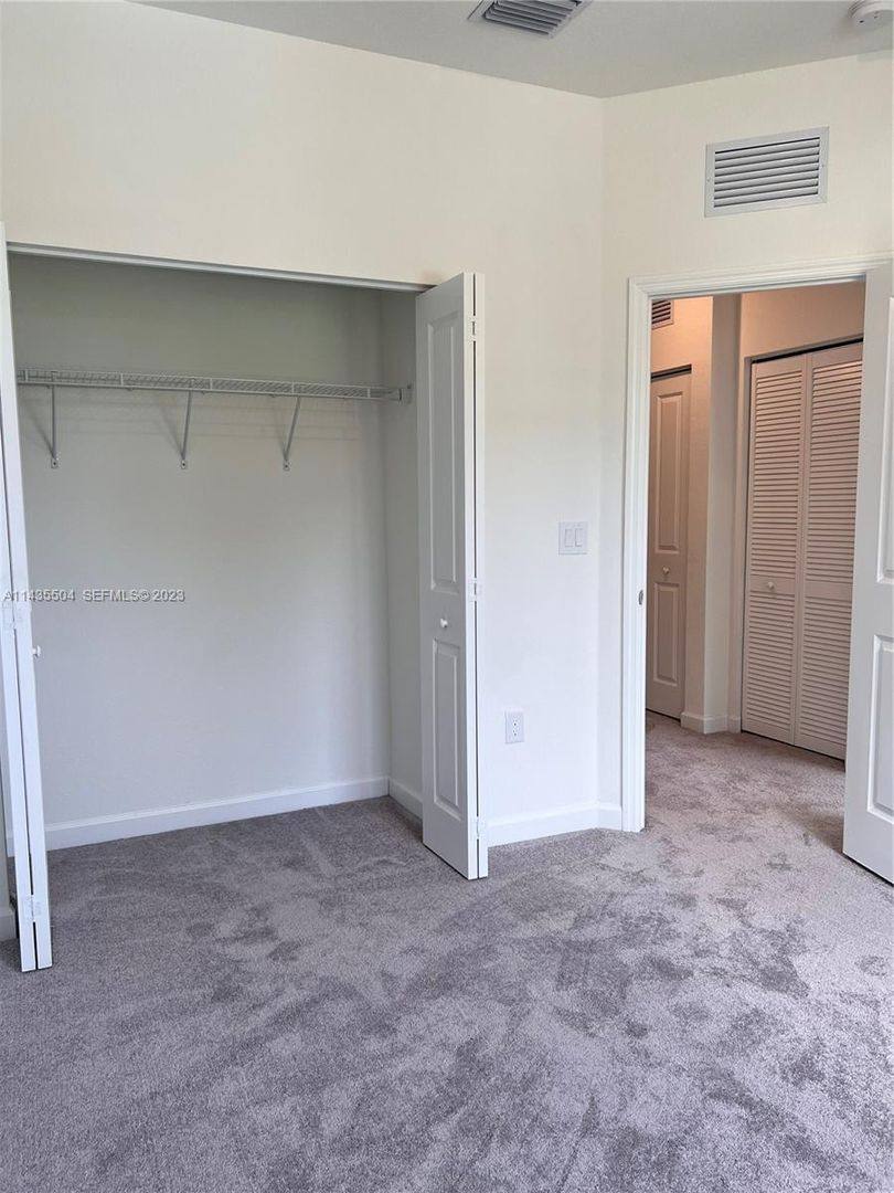 House for rent at 925 NE 211 St, Miami, FL 33179
