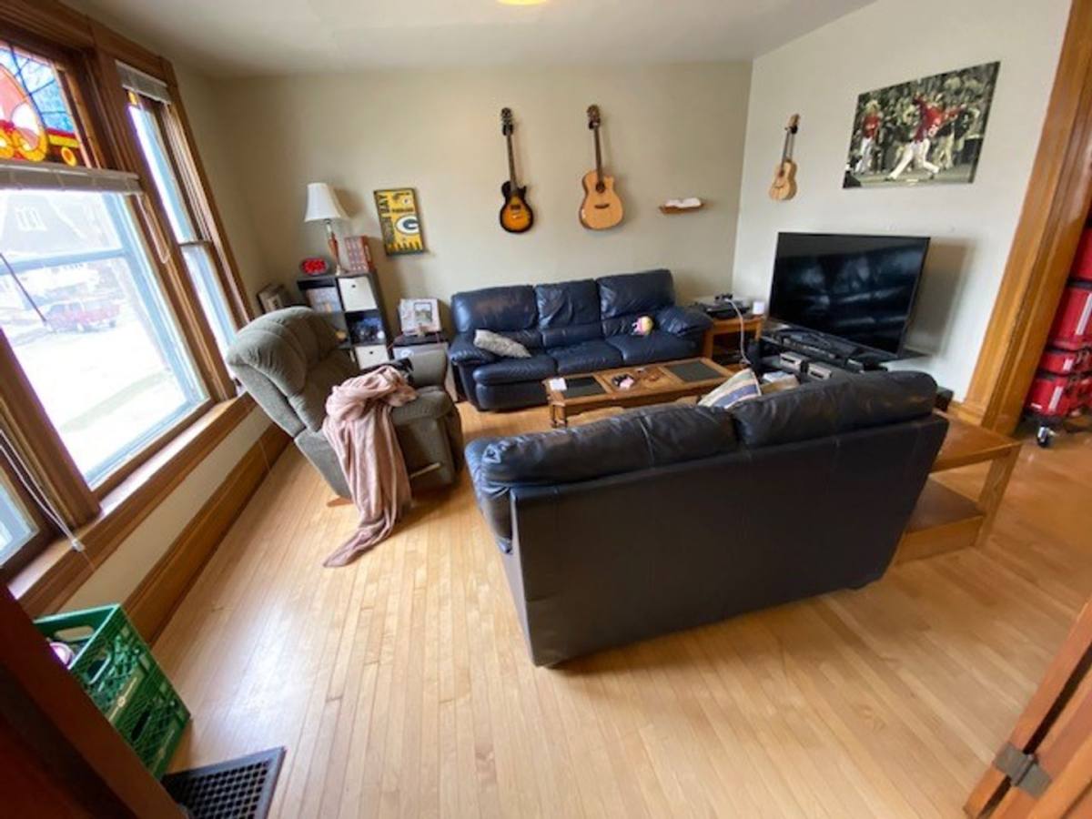 Apartment for rent at 1832-34 N Warren Ave, Milwaukee, WI 53202