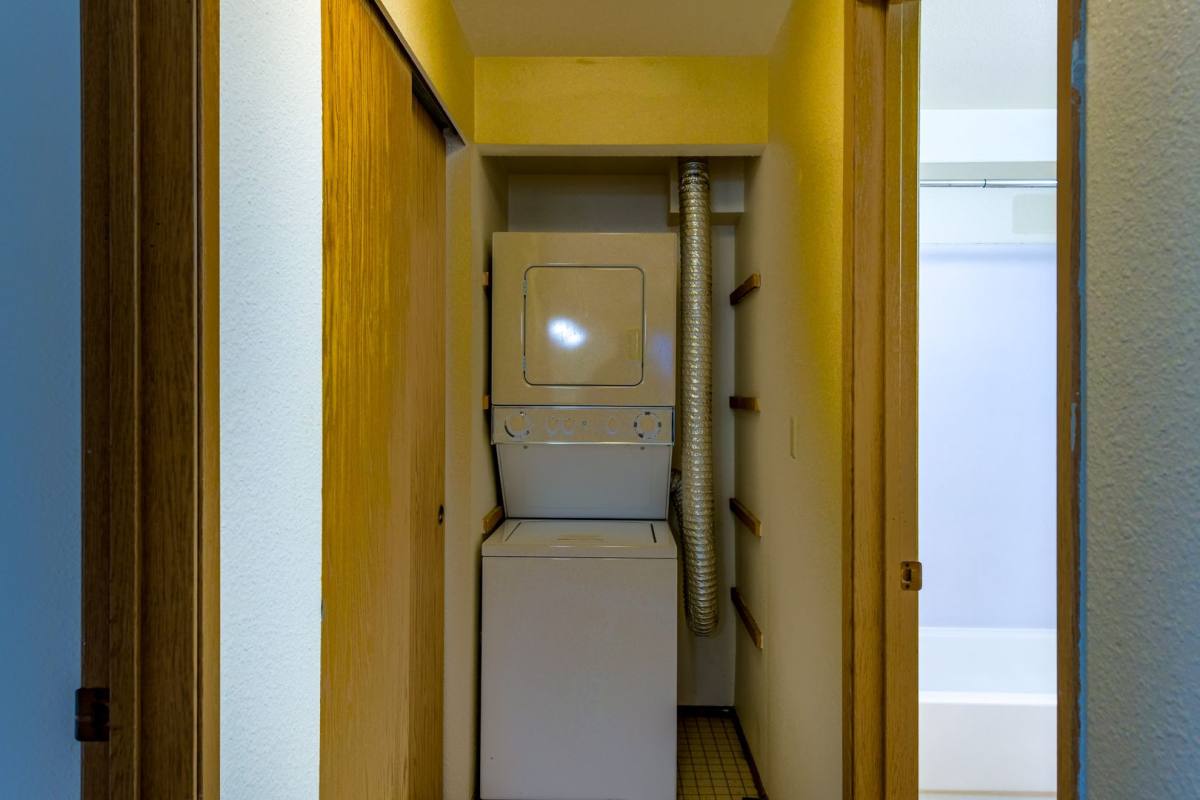 Apartment for rent at 4422 Francis Ave N, Seattle, WA 98103