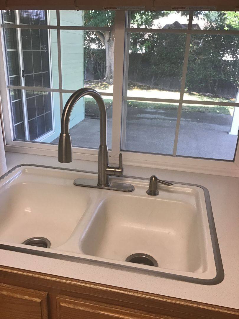 House for rent at 104 Amanda Court, Central Point, OR 97502