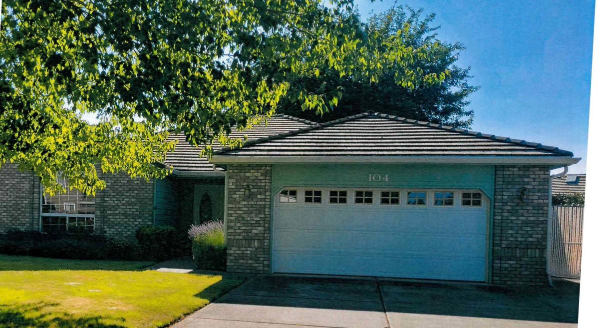 House for rent at 104 Amanda Court, Central Point, OR 97502