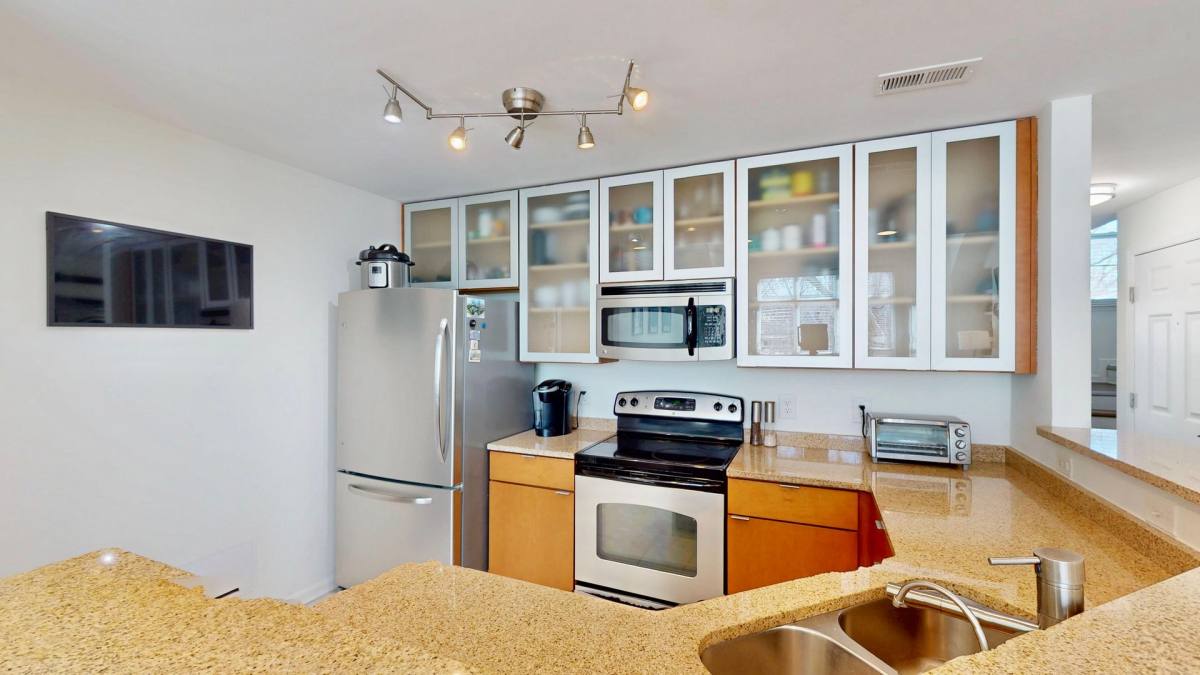 Condo for rent at 521 N Graham St, Charlotte, NC 28202