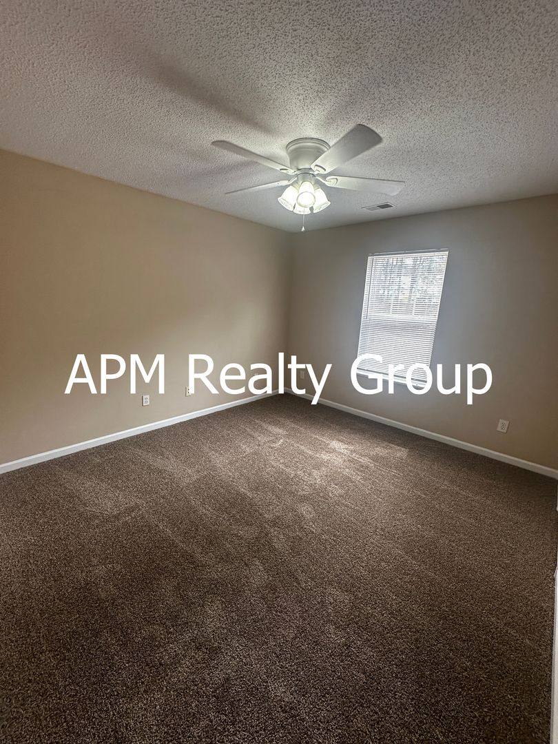 House for rent at 252 Basset Loop, Columbia, SC 29229