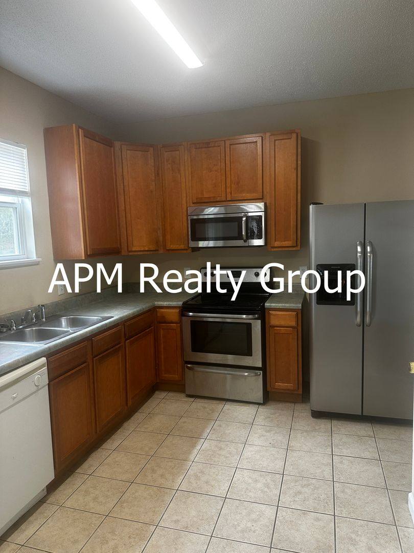 House for rent at 252 Basset Loop, Columbia, SC 29229