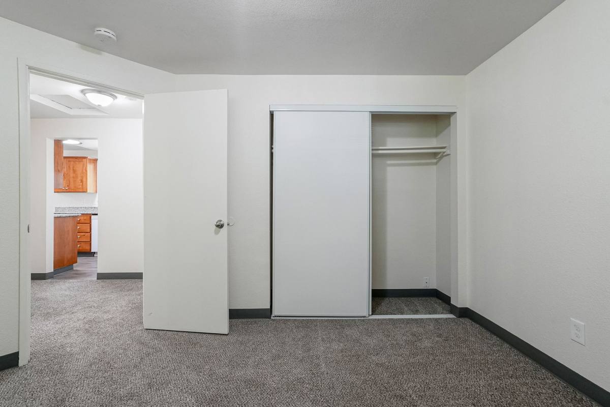 Apartment for rent at 17170-17220 SW Heritage Court, Beaverton, OR 97006