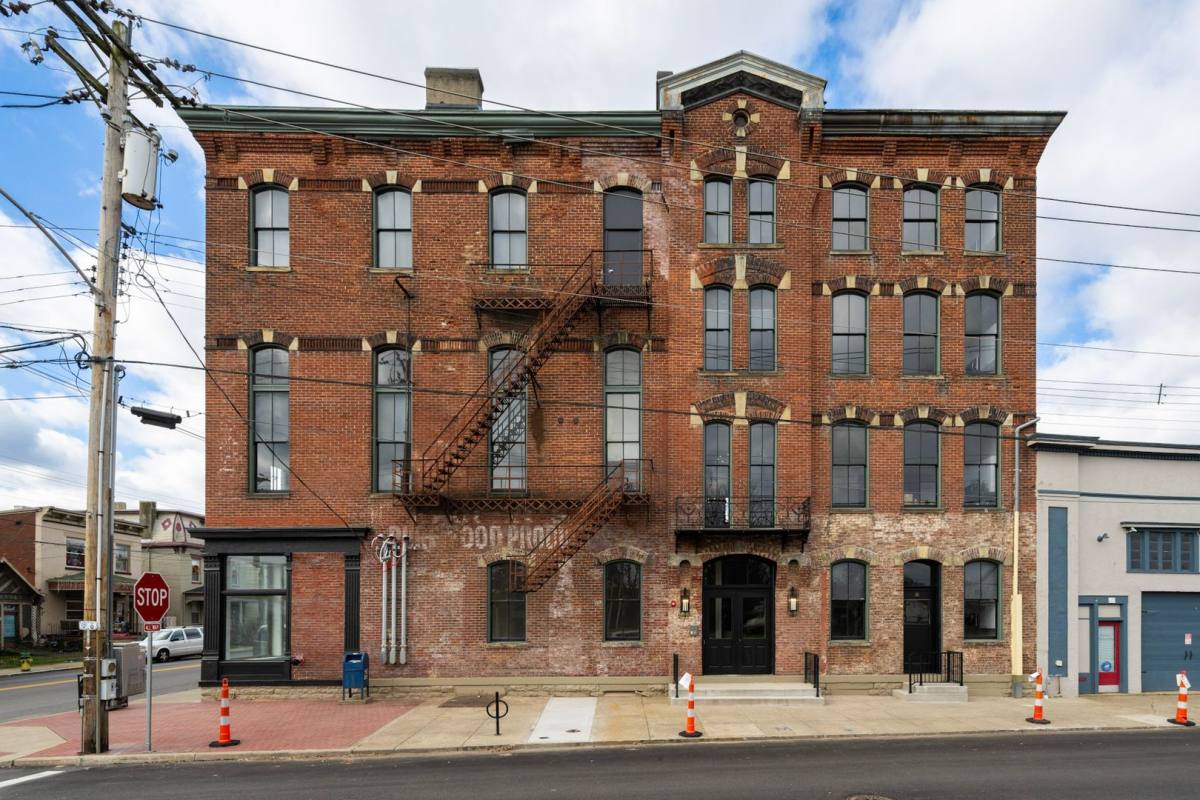 Apartment for rent at 512 Berry St, Dayton, KY 41074