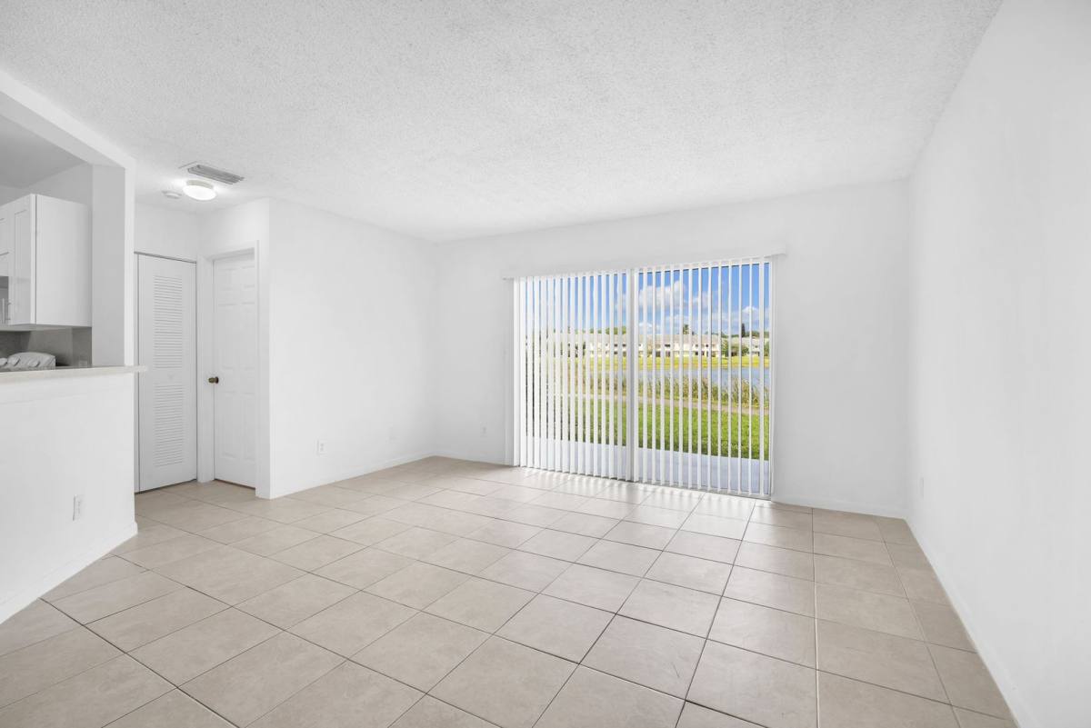 Apartment for rent at 2020 NE 163rd St, Miami, FL 33162