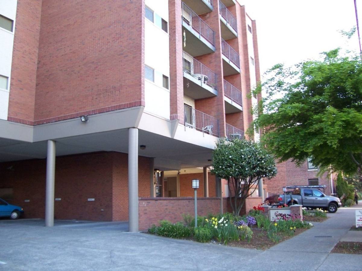 Apartment for rent at 119 Harvard Ave E, Seattle, WA 98102