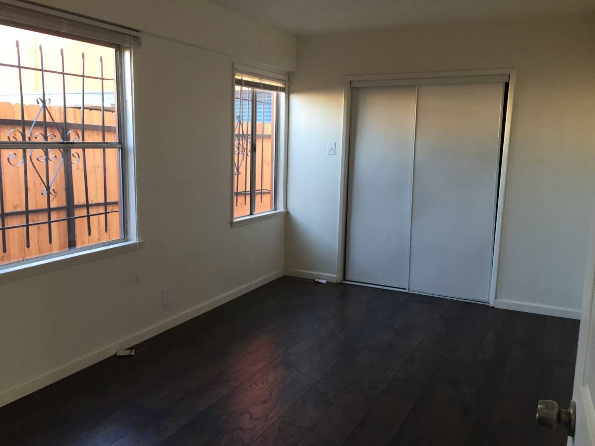 Apartment for rent at 7404 S Western Ave, Los Angeles, CA 90047