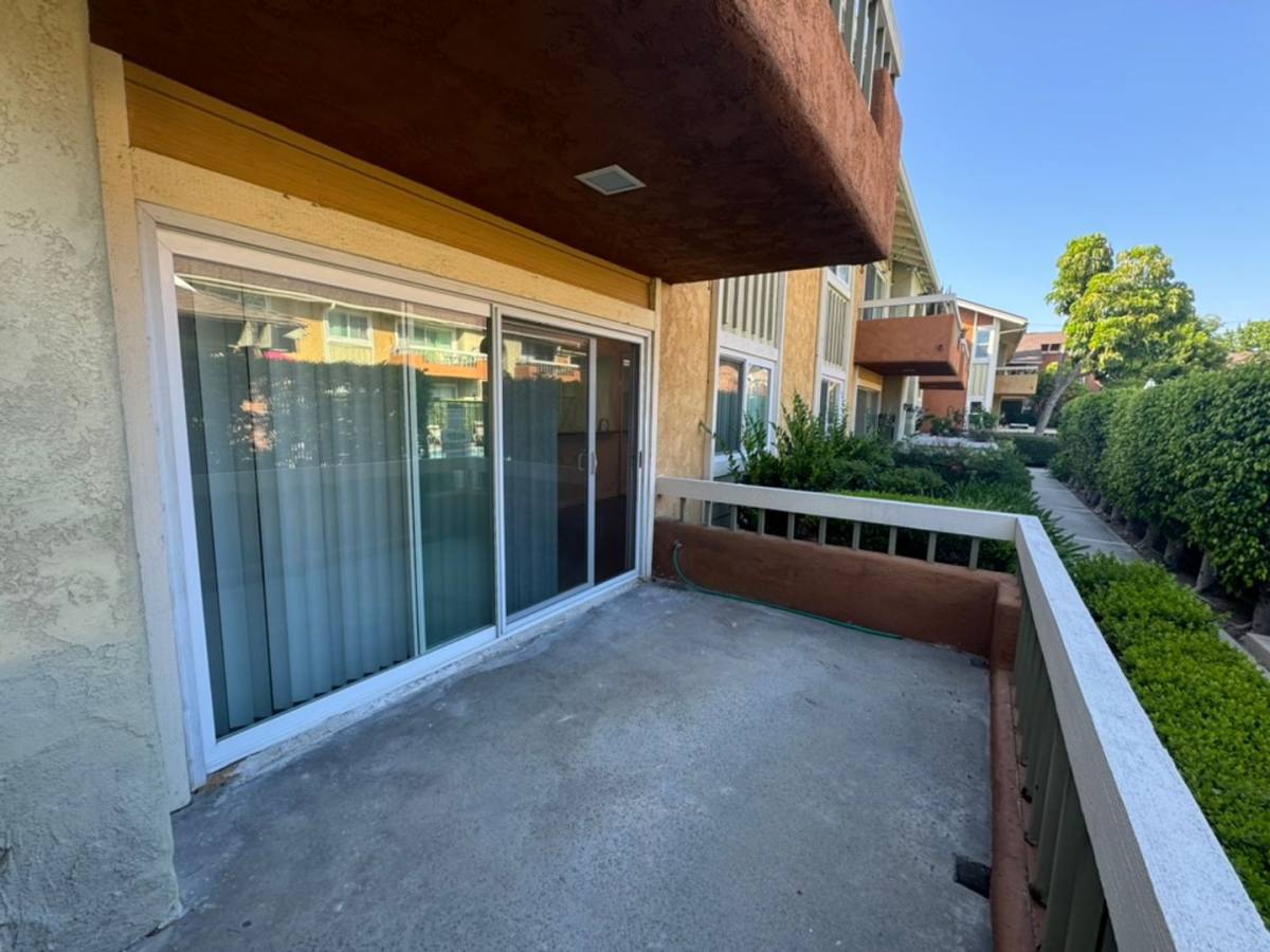 Condo for rent at 16040 Leffingwell Rd, Whittier, CA 90603