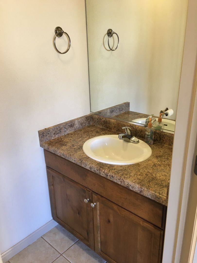 House for rent at 6179 W 100 S, Hurricane, UT 84737