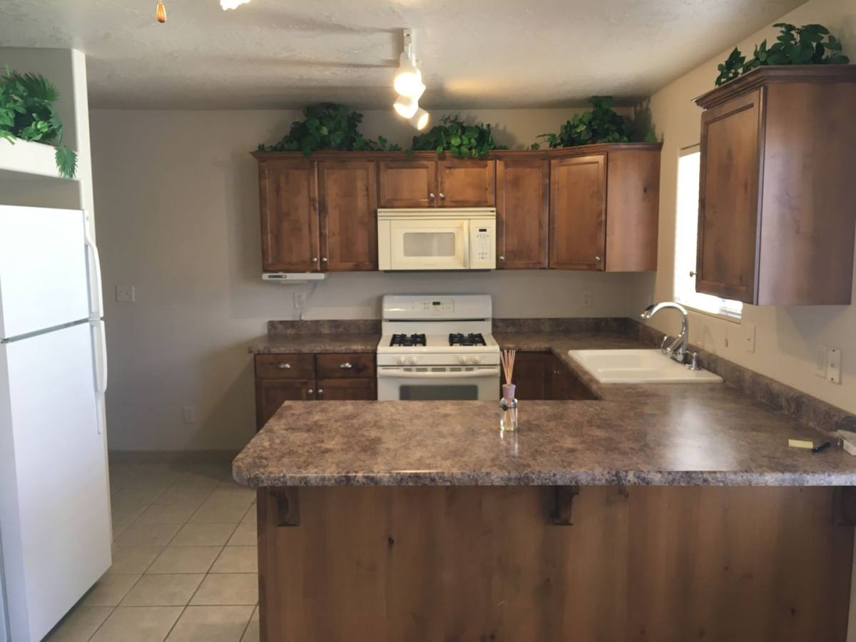 House for rent at 6179 W 100 S, Hurricane, UT 84737