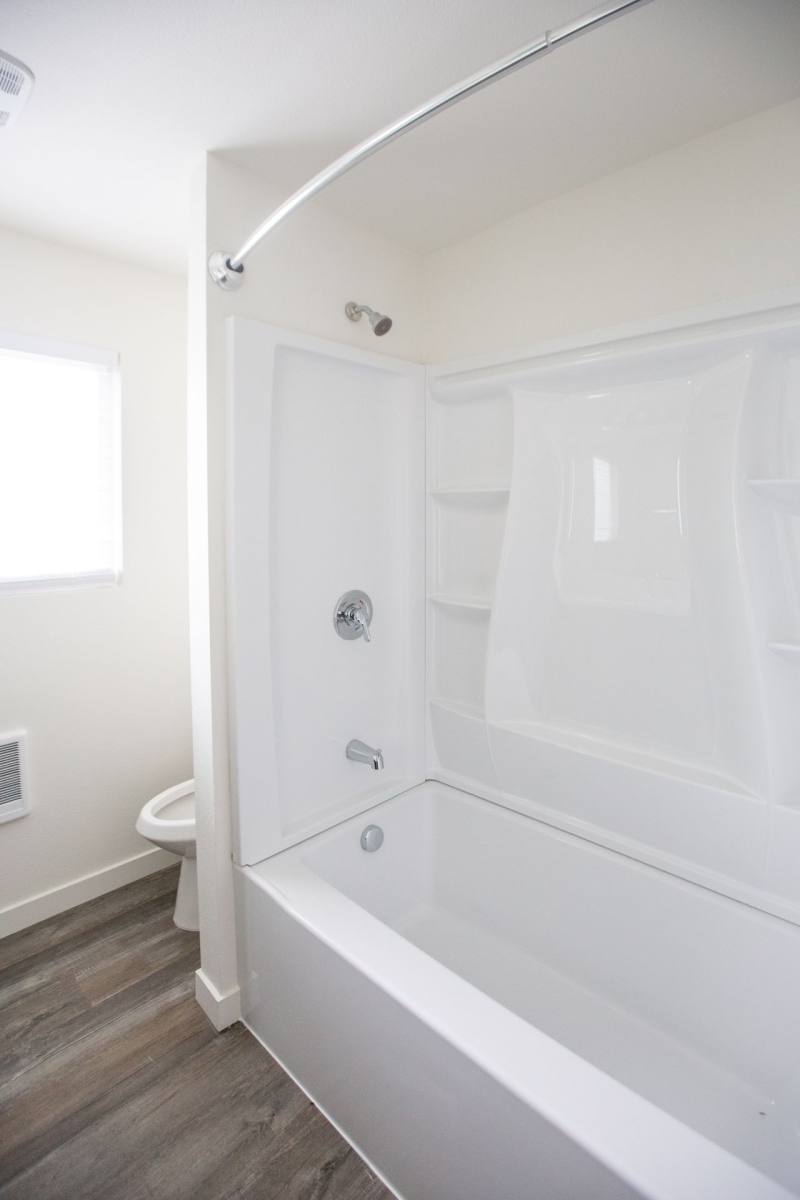 Apartment for rent at 105 W Hereford St, Gladstone, OR 97027