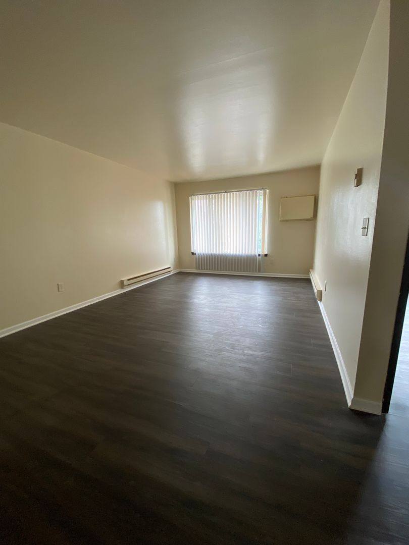Apartment for rent at 7501 W Green Tree Rd, Milwaukee, WI 53223