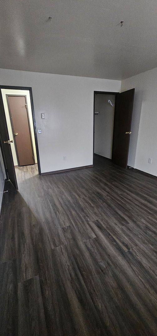 Apartment for rent at 7501 W Green Tree Rd, Milwaukee, WI 53223
