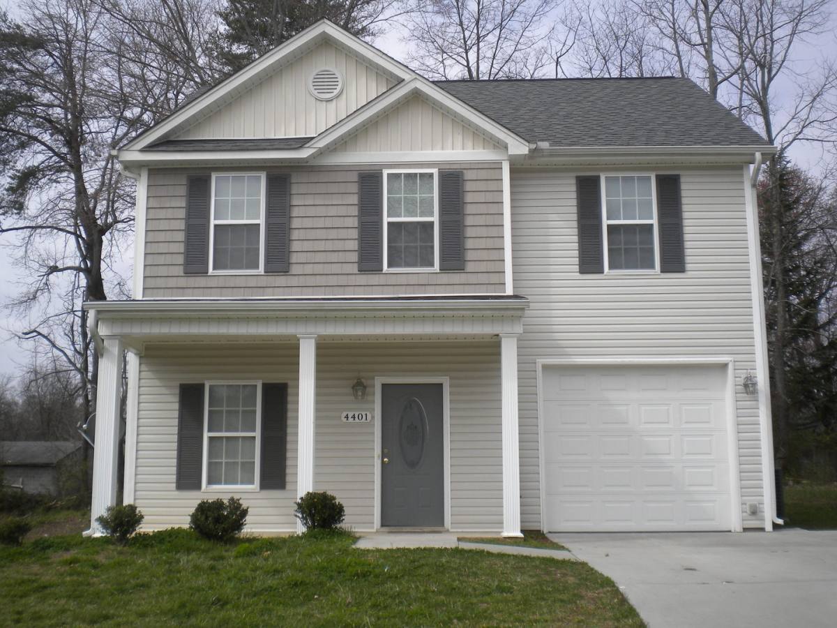House for rent at 4401 Stephen Oaks Way, Greensboro, NC 27405