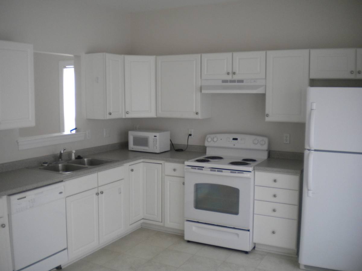 House for rent at 4401 Stephen Oaks Way, Greensboro, NC 27405