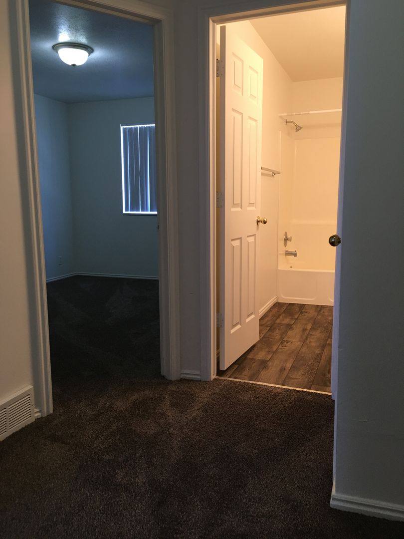 Apartment for rent at 1428 W 1650 N, Layton, UT 84041