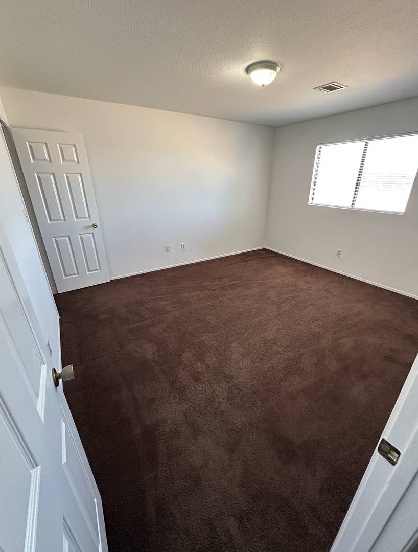Apartment for rent at 43415 20th St W, Lancaster, CA 93534