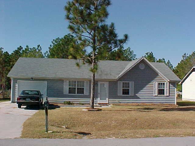 House for rent at 103 N Ginger Dr, Hubert, NC 28539