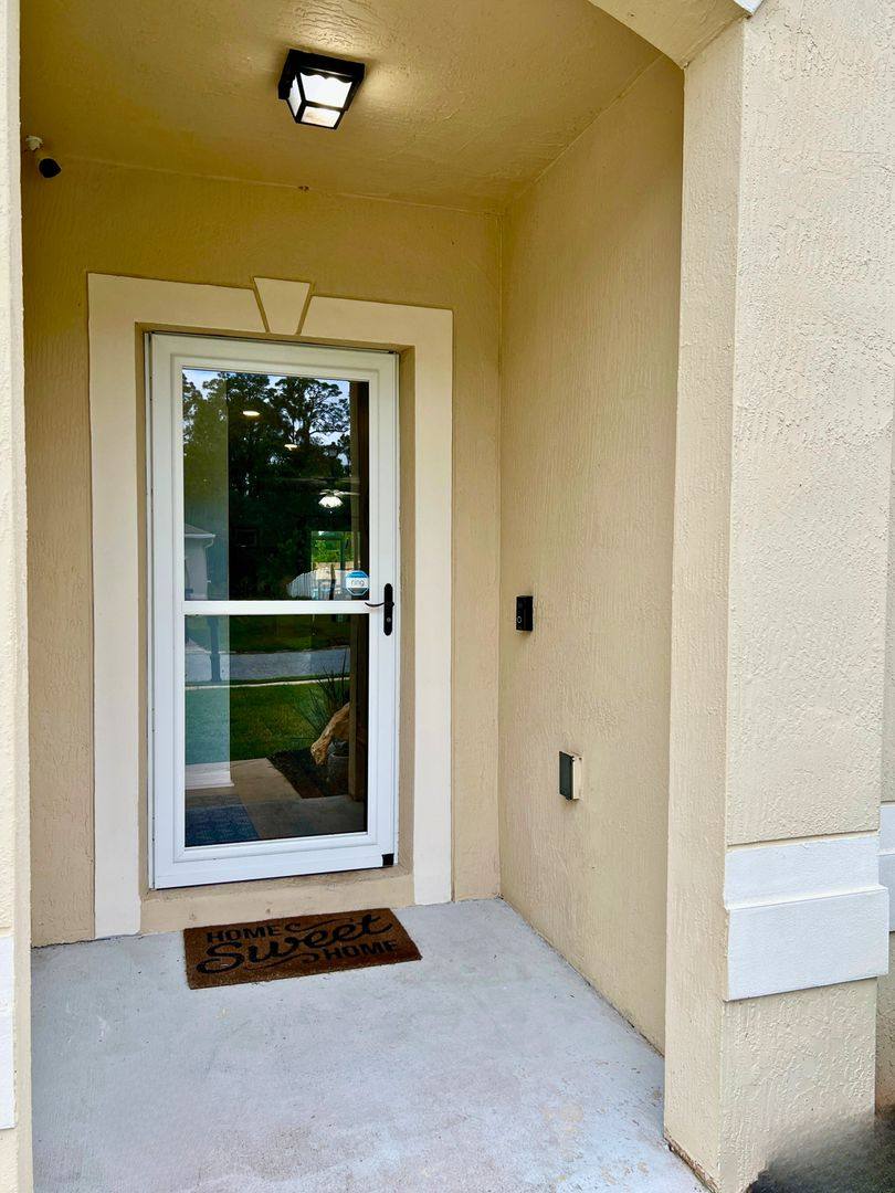 House for rent at 135 Cedar Circle Dr, Kingsland, GA 31548