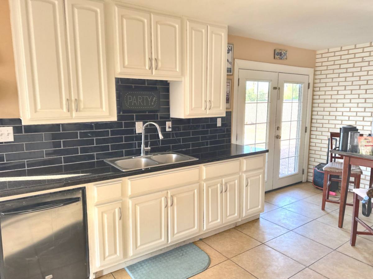 House for rent at 1906 E Palmcroft, Tempe, AZ 85282
