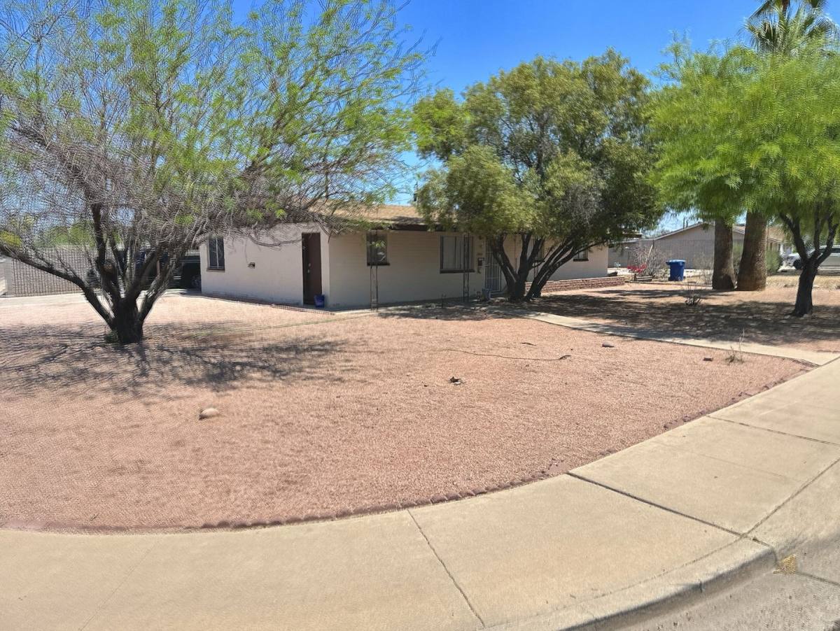 House for rent at 1906 E Palmcroft, Tempe, AZ 85282