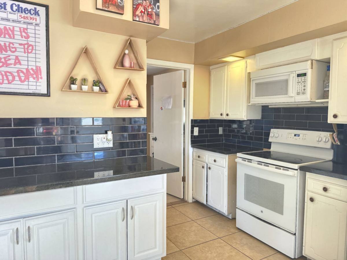House for rent at 1906 E Palmcroft, Tempe, AZ 85282