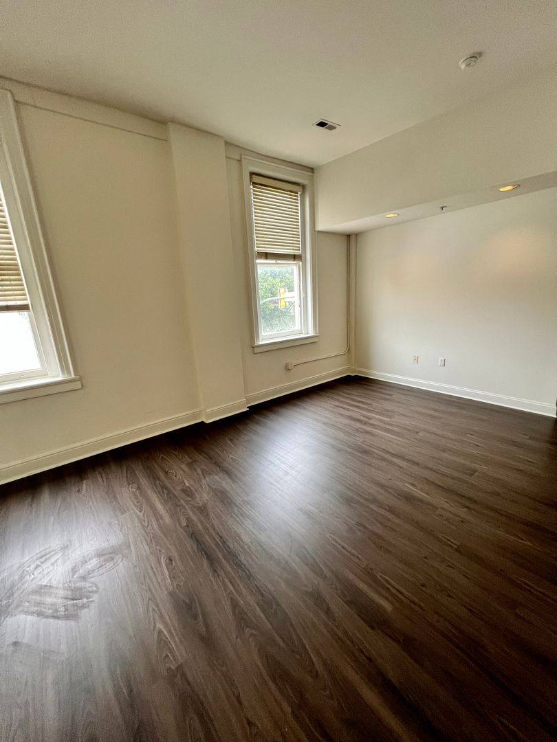 Apartment for rent at 325 W Broad St, Richmond, VA 23220