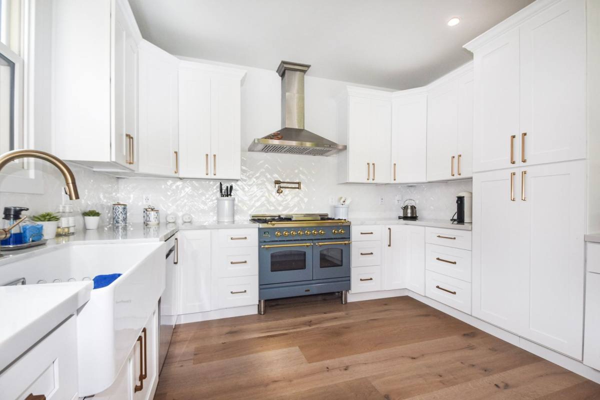 Apartment for rent at 924 D Ave, Coronado, CA 92118