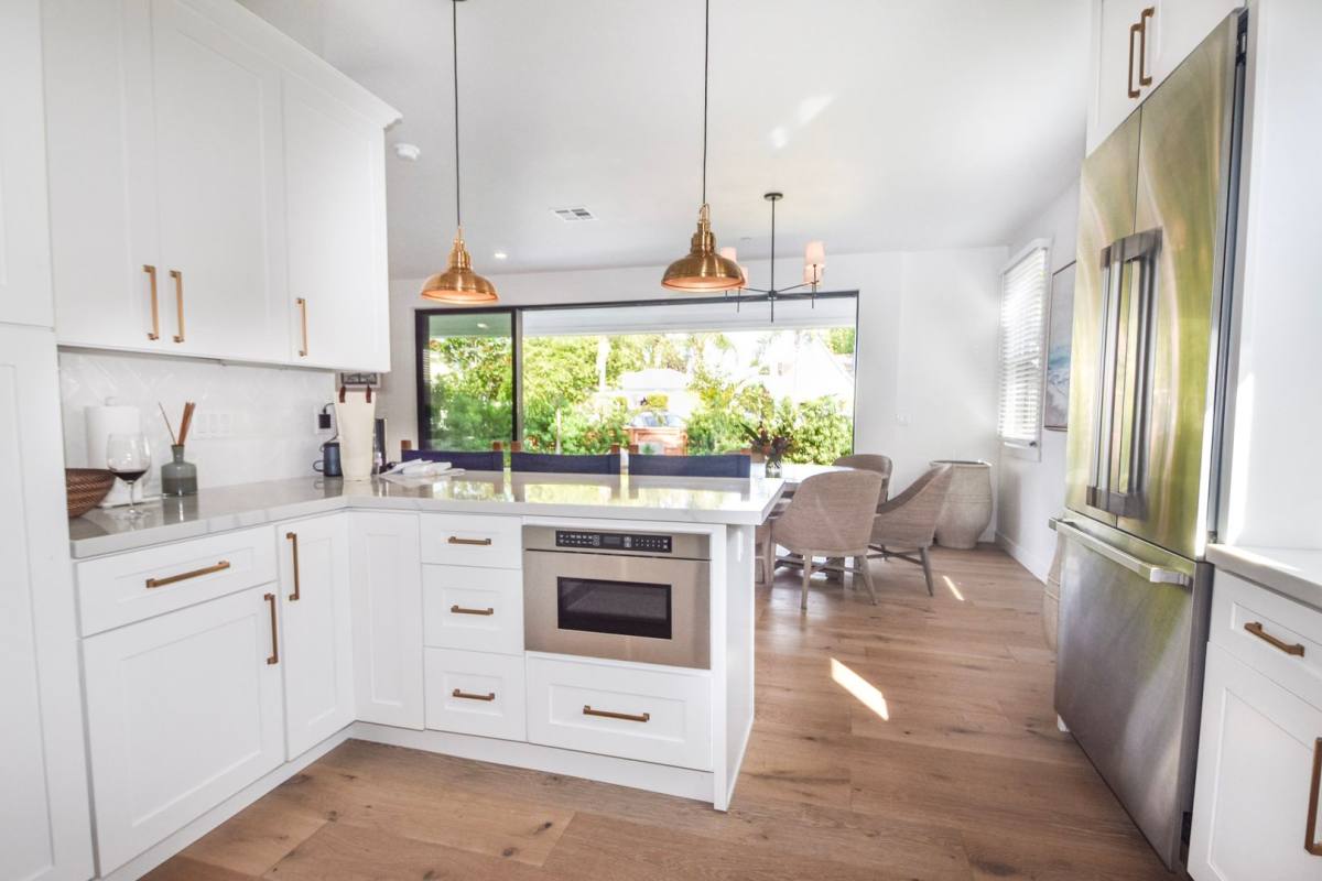 Apartment for rent at 924 D Ave, Coronado, CA 92118