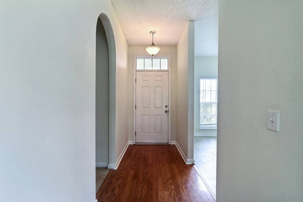 House for rent at 20 Evergreen Oak Dr, Richmond Hill, GA 31324