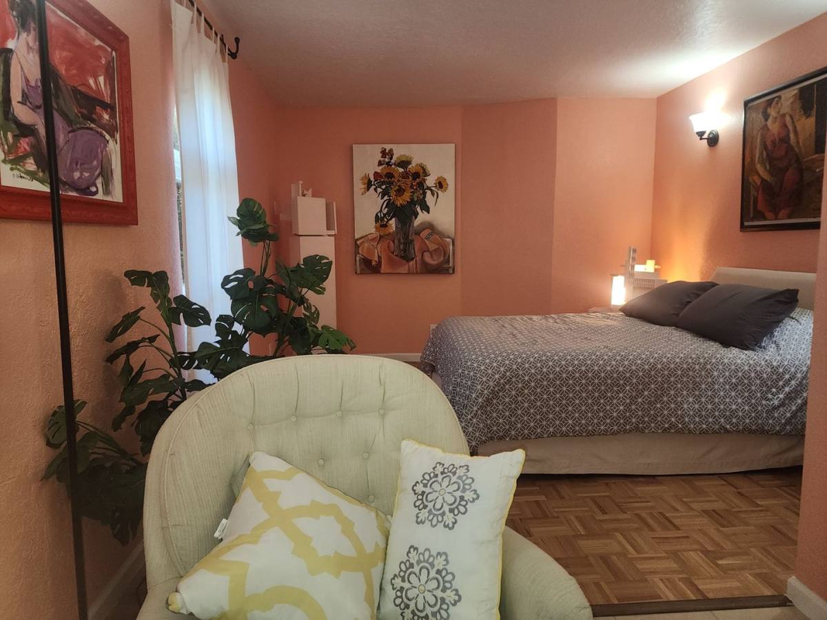 Apartment for rent at 8801 Natalie Ave NE, Albuquerque, NM 87111