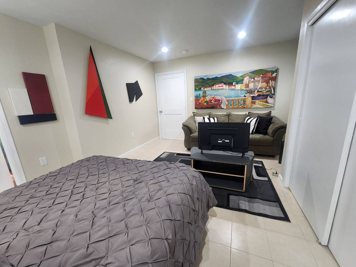 Apartment for rent at 8801 Natalie Ave NE, Albuquerque, NM 87111