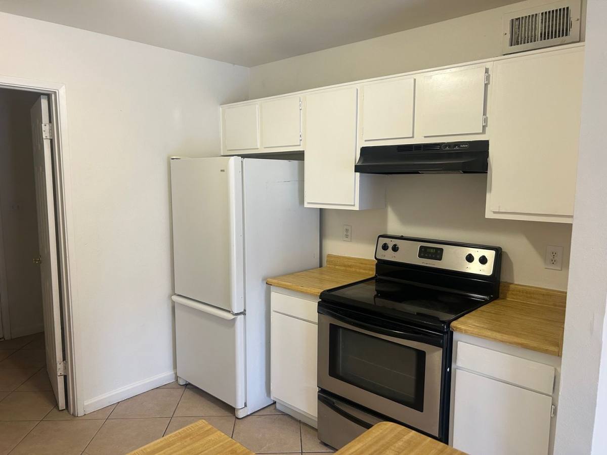 Apartment for rent at 435 E 9th Ave, Mesa, AZ 85204