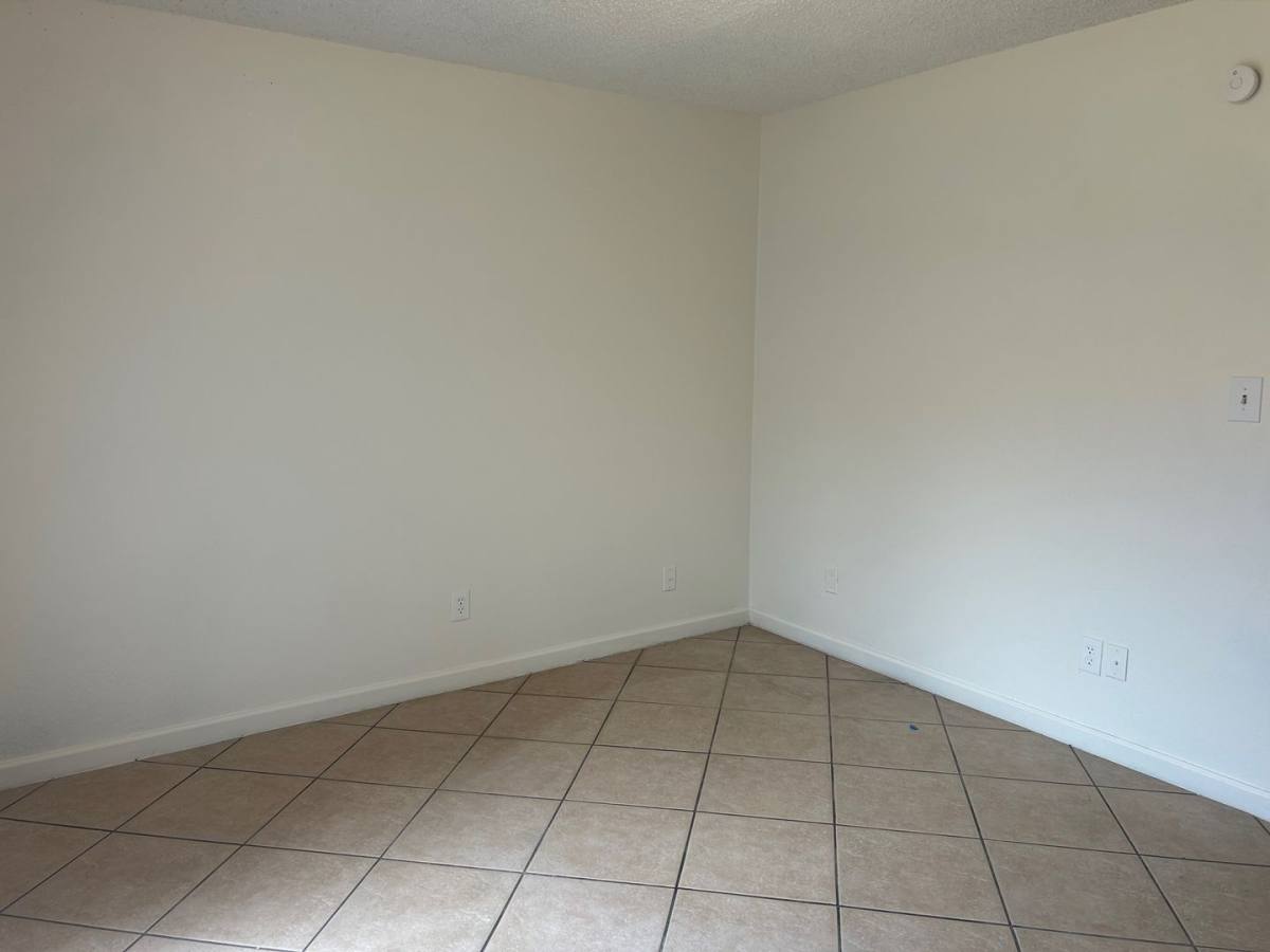 Apartment for rent at 435 E 9th Ave, Mesa, AZ 85204